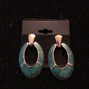 Sparkle ❇️ Green Earrings